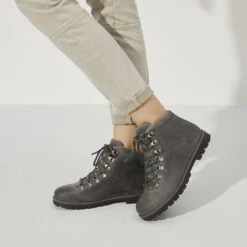 Birkenstock Jackson Nubuck Leather -Chic Shoe Store 1021299 detail 8