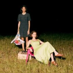 Birkenstock Gizeh Big Buckle Natural Leather Patent Black -Chic Shoe Store 1023779 detail 2