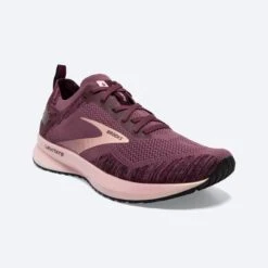 BROOKS Women's Levitate 4 (671 - Nocturne/Coral/Zinfandel) -Chic Shoe Store 120335 671 a levitate 4 womens energy return running shoe