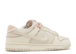 Nike Dunk Low SE 'Sashiko - Light Orewood Brown' -Chic Shoe Store 3 48