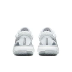 Nike Women's ZoomX Invincible Run Flyknit 2 (101 - White/Metallic Silver/Pure Platinum) -Chic Shoe Store 5F29B240 BCD6 4E69 B871 C73F2F80CDCE