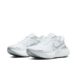 Nike Women's ZoomX Invincible Run Flyknit 2 (101 - White/Metallic Silver/Pure Platinum) -Chic Shoe Store 6D49B138 69BD 41BD A3D0 131A9077887E