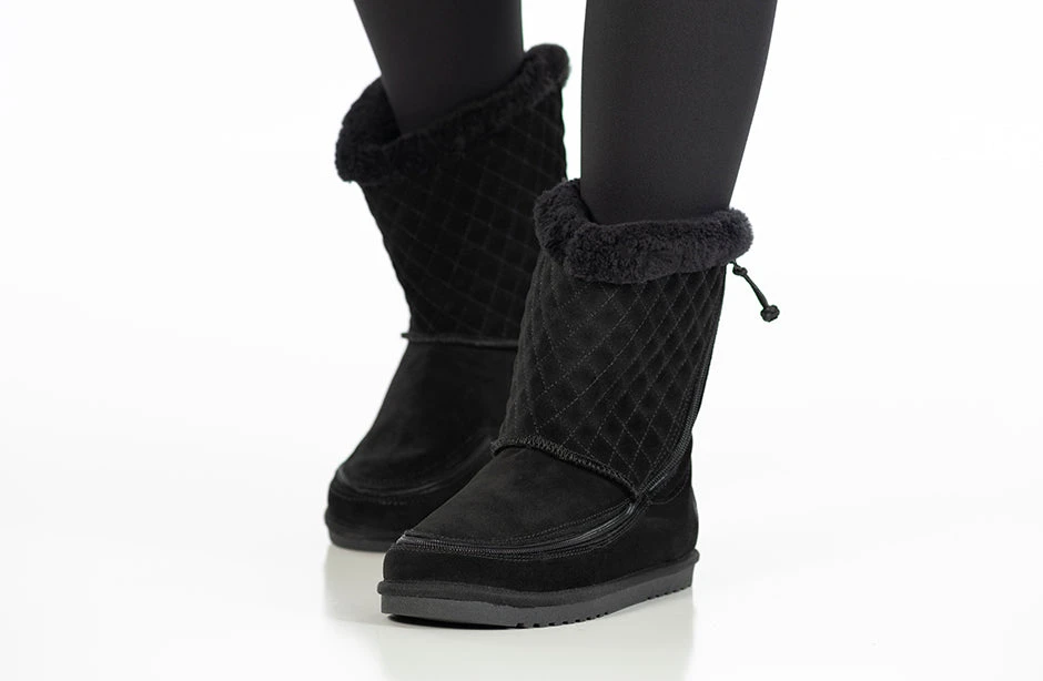 FINAL SALE - Black BILLY Cozy Quilt Lux Boots 9 FINAL SALE - Black BILLY Cozy Quilt Lux Boots - Image 7