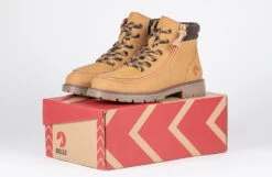 Tan BILLY Lugs -Chic Shoe Store BK22344 260 studio 1 940x614 4634d4ee 707e 48ea a86e 317efa6e8787