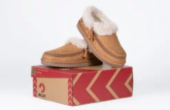 Chestnut BILLY Cozy Slippers -Chic Shoe Store BK22446 250 Studio 3 940x614 b043290a 9884 4a78 8460 ba6399aefdab