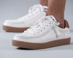 FINAL SALE - Men's White BILLY Low Sneakers -Chic Shoe Store BM20003 100 Studio3 880x704 1